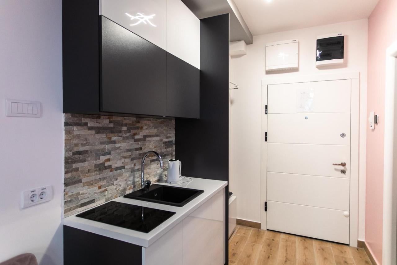 Room Jacuzzi “Athena” سوبوتيتْسا المظهر الخارجي الصورة